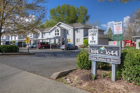 apartment complexes in grants pass oregon